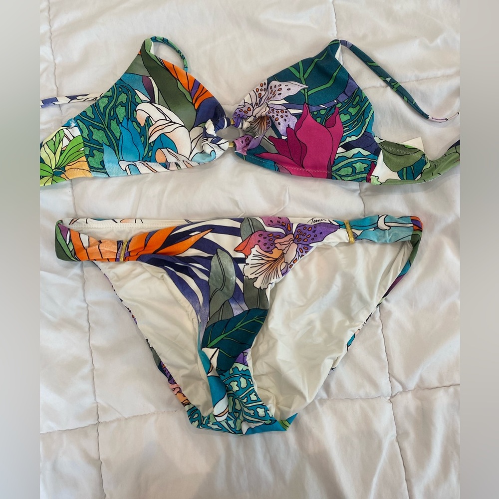 Trina Turk Bikini Set - Picture 3 of 4